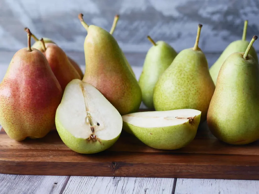 You shouldn’t feed horses with pear core - Can horses eat pears?